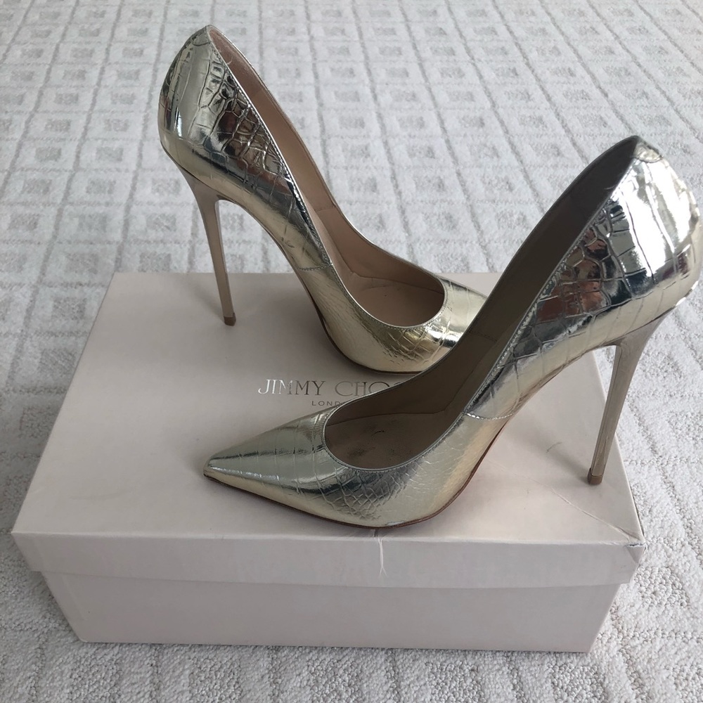 Jimmy Choo, size 38, Gold metallic Crocodile Heels